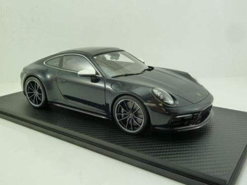 Porsche 911 (992) Carrera 4S Belgian Legend Edition