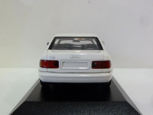 Audi A8 (D2/4D)