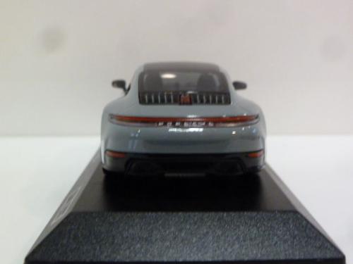 Porsche 911 (992.2) Carrera 4S