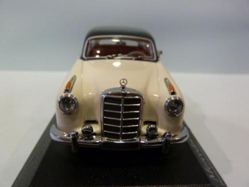 Mercedes-benz 220 S (w180)