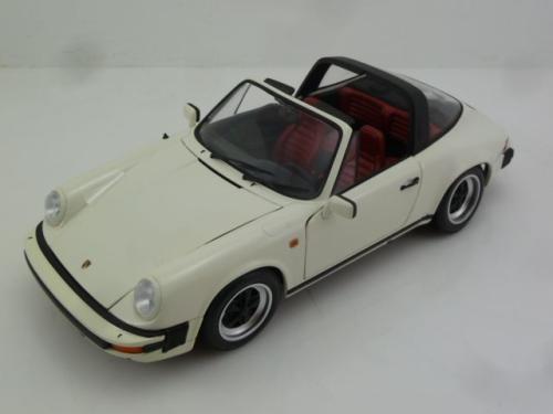 Porsche 911 Carrera Targa