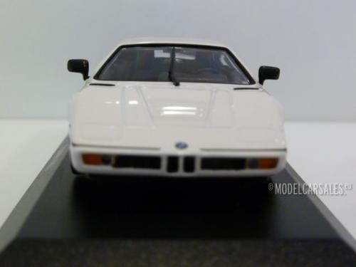 BMW M1 (e26)