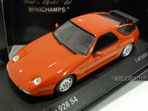 Porsche 928 S4