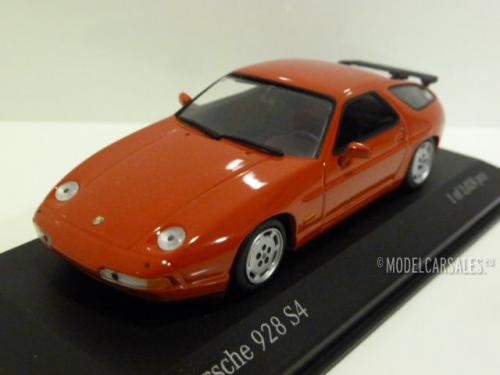 Porsche 928 S4