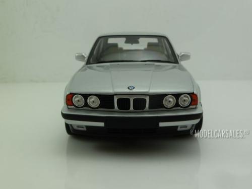 BMW 535i (e34)