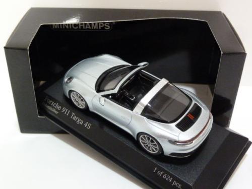 Porsche 911 (992) Targa 4S Porsche 911 (992) Targa 4S