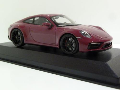 Porsche 911 (992) Carrera 4 GTS Porsche 911 (992) Carrera 4 GTS