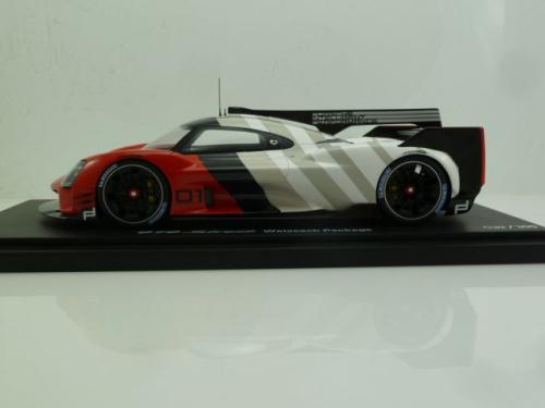 Porsche 919 Street Weissach Package